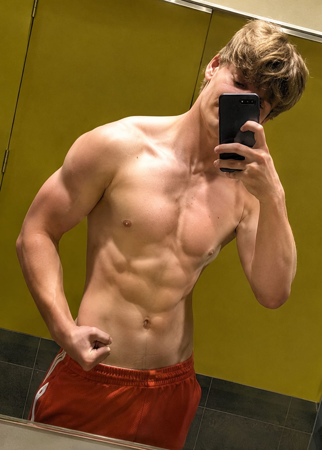 Maks po przemianie — 82 kg